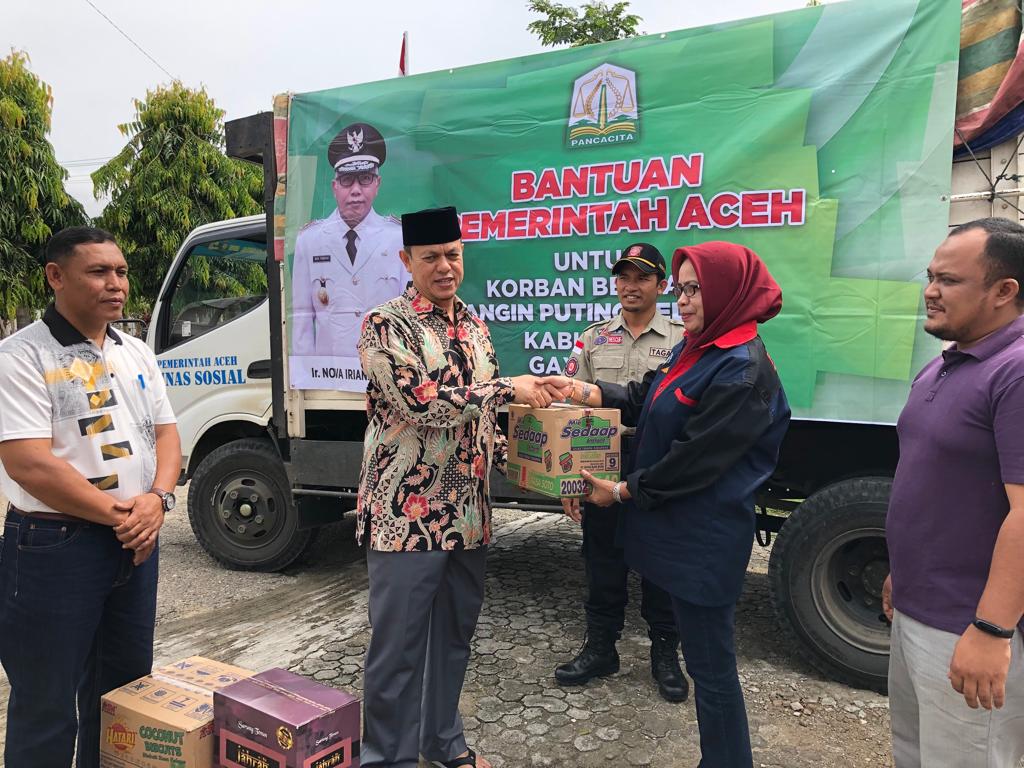 Dinsos Aceh Antar Satu Truck Bantuan untuk Korban Puting Beliung di Gayo Lues