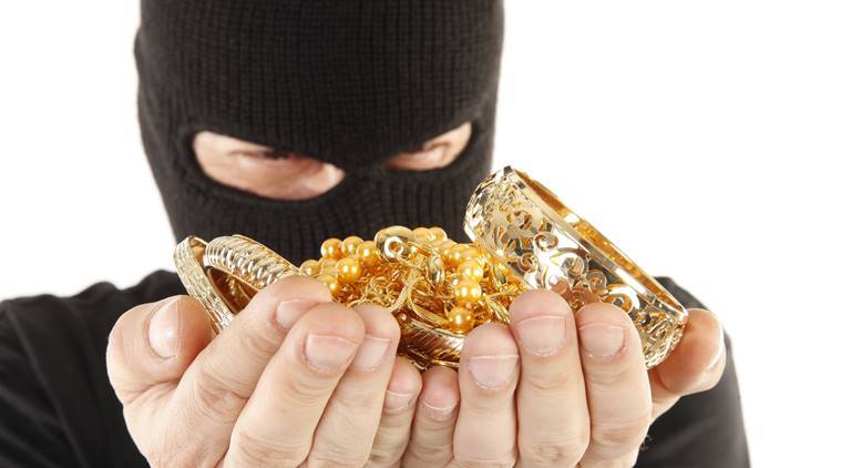 Siang Bolong, Perampok Gasak Gelang Emas Nuraini Warga Abdya di Rumahnya