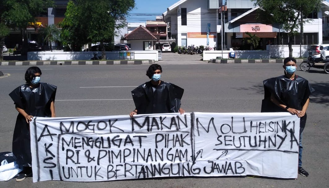Tiga Pemuda Mogok Makan di Depan DPRA, Ini Tuntutannya