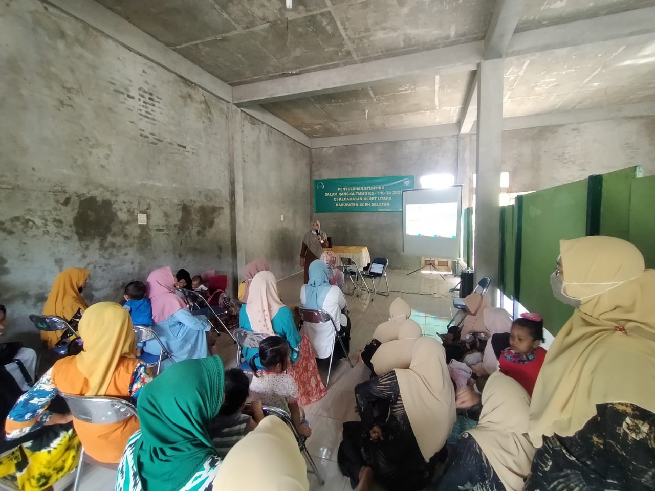 Peduli Kesehatan Ibu dan Anak, Satgas TMMD Kodim Aceh Selatan Berikan Penyuluhan Stunting
