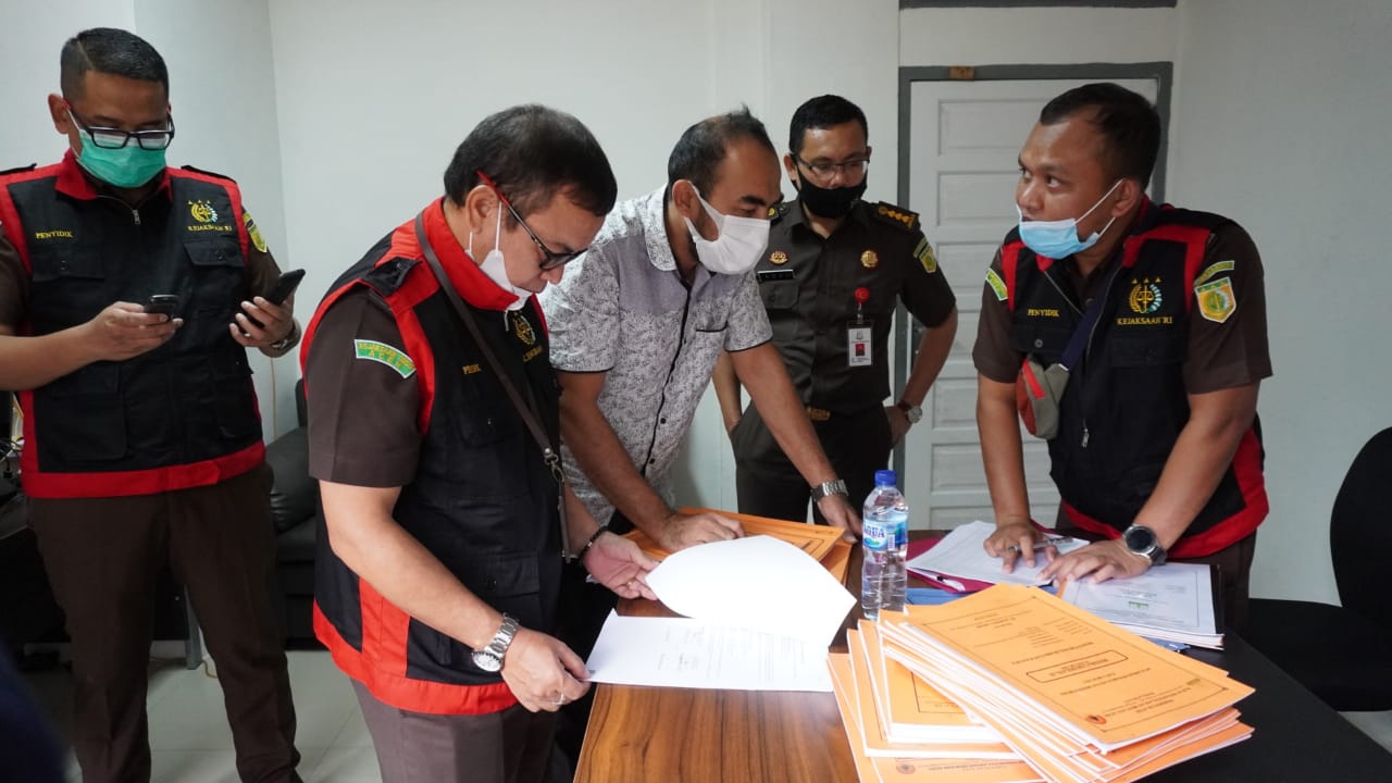 Jaksa Geledah Kantor BPBA Terkait Kasus Dugaan Korupsi Jembatan Pangwa Pidie Jaya