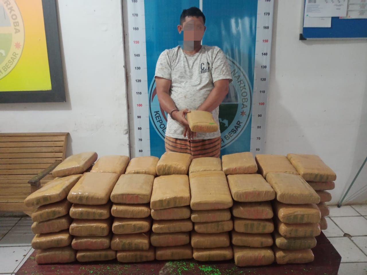 Simpan 76 Bal Ganja, Pria Aceh Besar Diringkus Polisi
