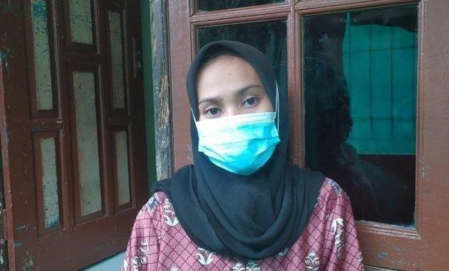 Istri Terduga Teroris Senang dan Berterima Kasih Dapat Bantuan dari Jokowi