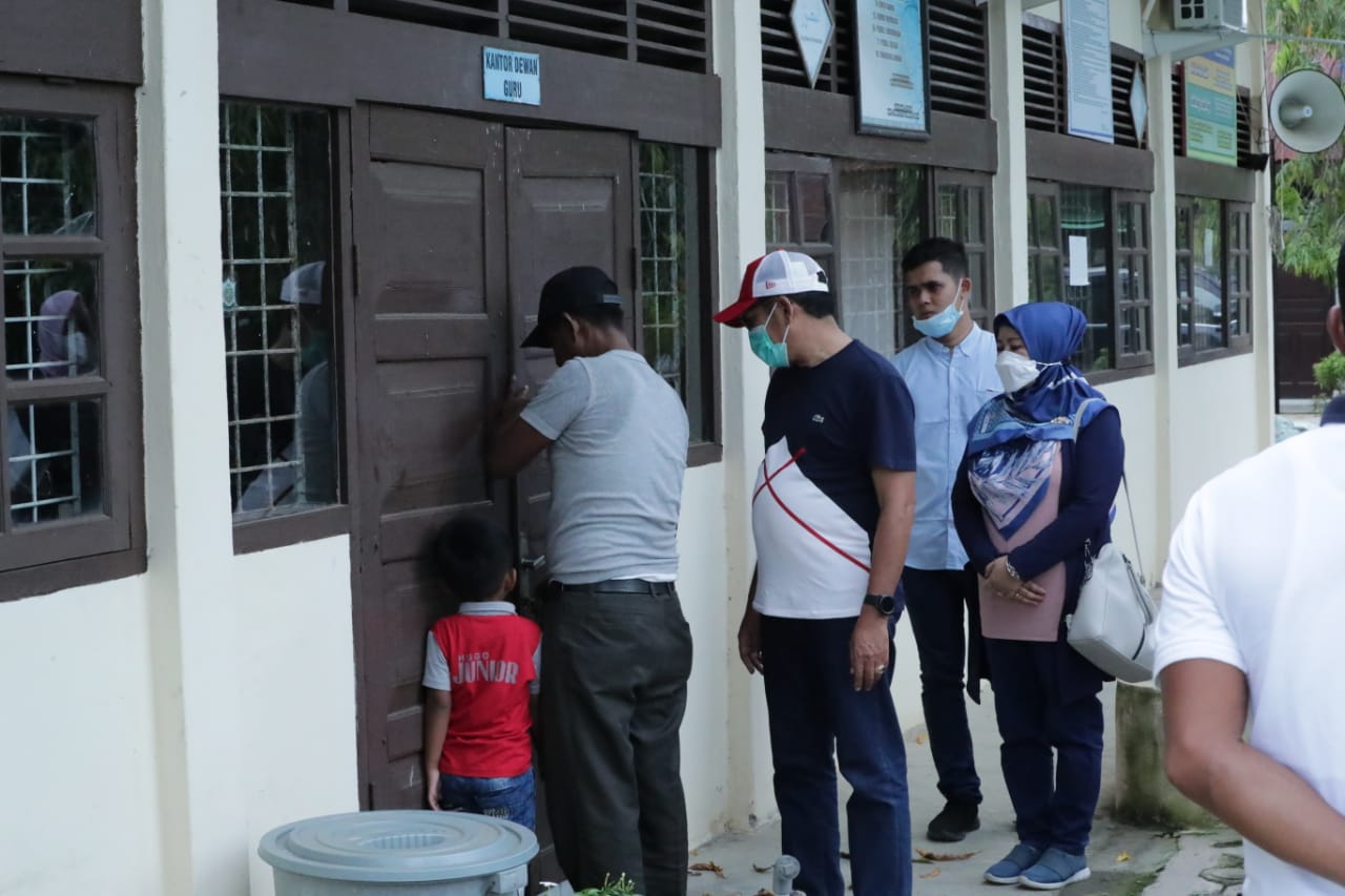 Kadisdik Aceh : Sekolah Wajib Laksanakan Delapan Standar Nasional Pendidikan