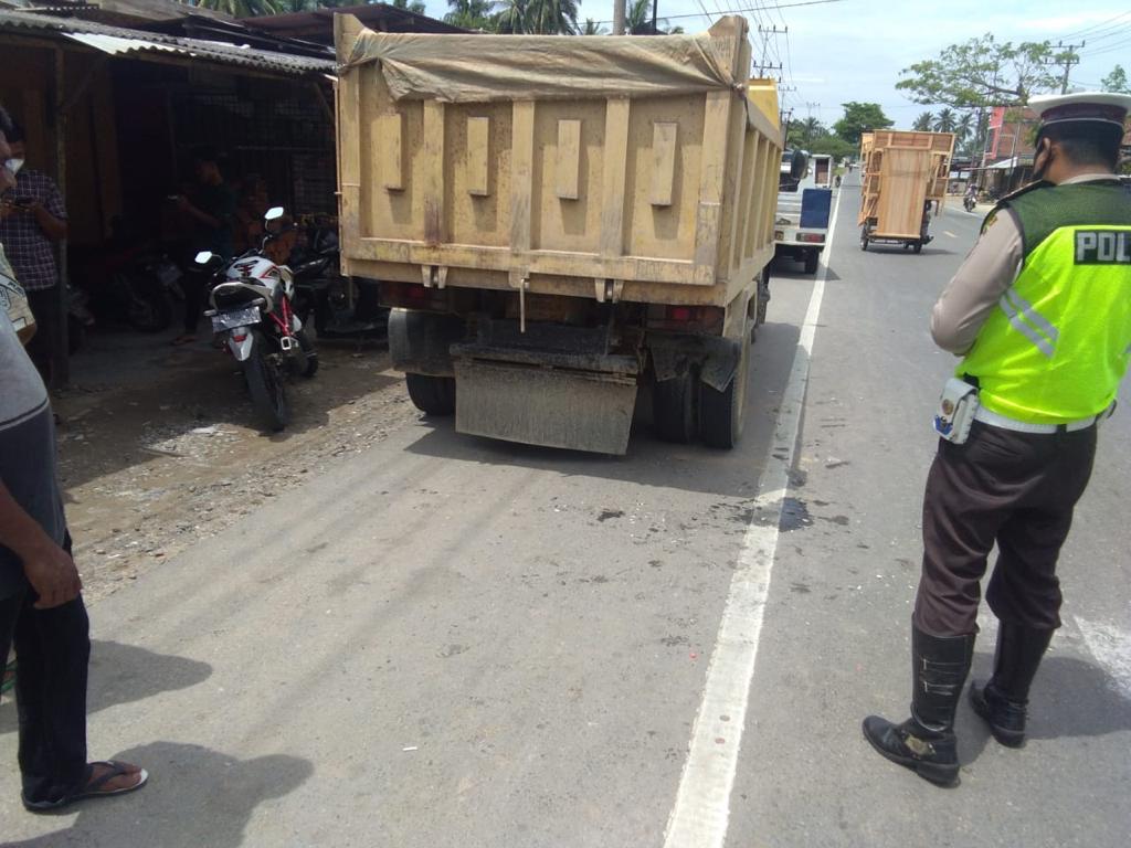 Tabrak Mobil Parkir, Pengendara Sepmor Asal Aceh Tamiang Meninggal di Aceh Timur